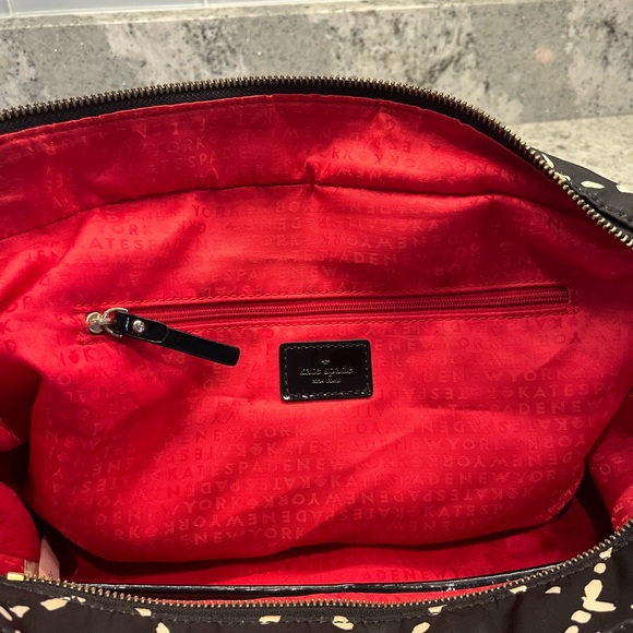 Kate Spade NY "Sew Be It" Stevie Shoulder Hand Bag BLACK CREAM White patent. - Picture 4 of 5